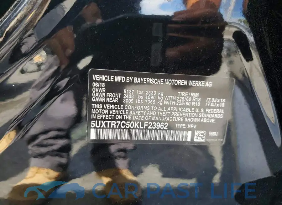 5UXTR7C50KLF23962# 13