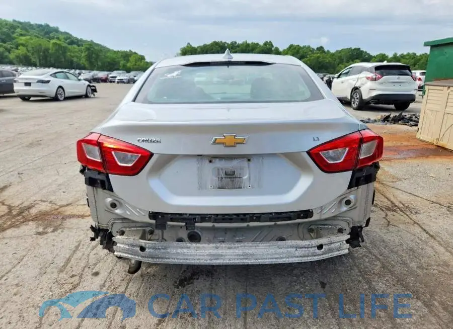 1G1BE5SM5J7200929# 6