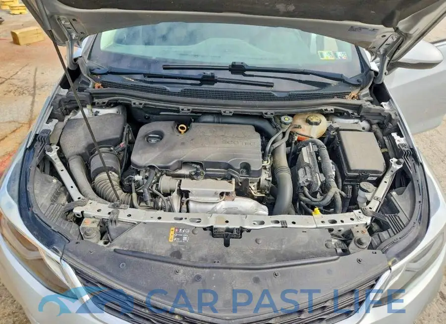 1G1BE5SM5J7200929# 11