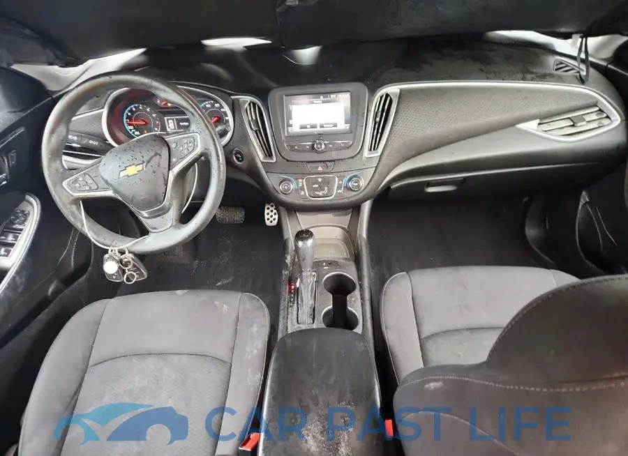 1G1ZB5ST5HF212626# 8