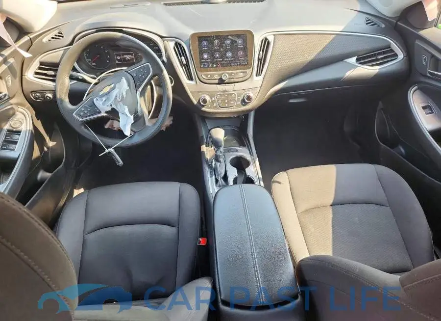 1G1ZD5ST9RF200684# 8
