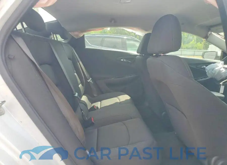 1G1ZG5ST1RF159572# 10
