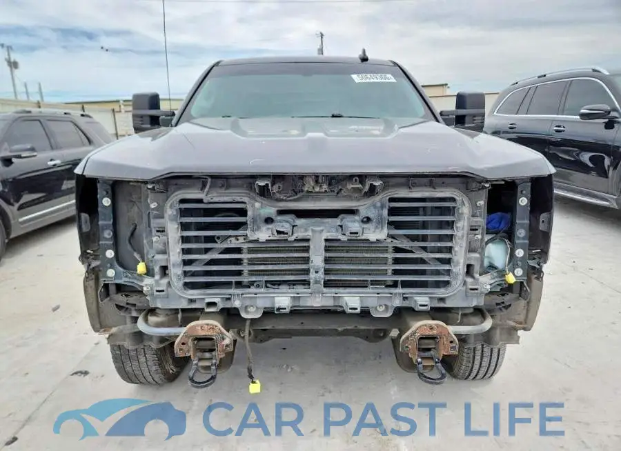 1GCVKREH1JZ203575# 5