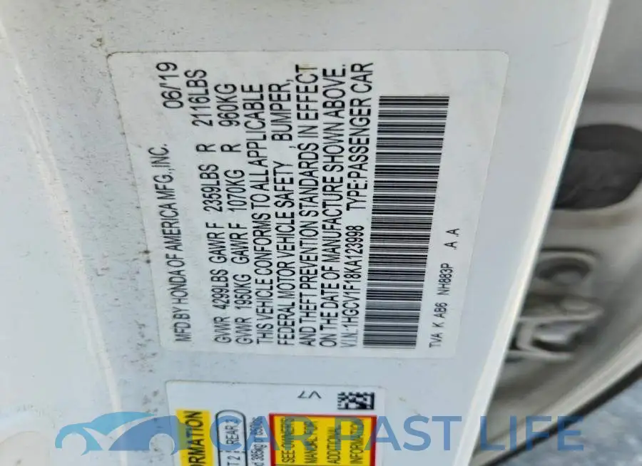 1HGCV1F18KA123998# 13