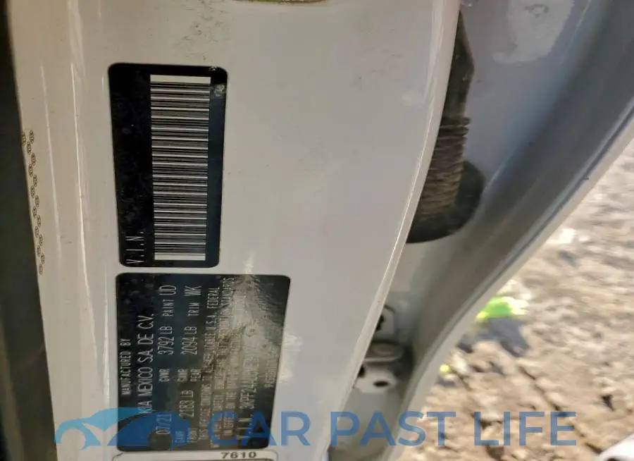 3KPF24AD8ME391361# 12