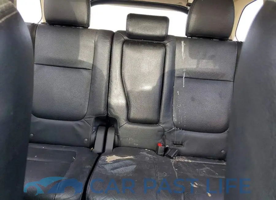JA4AD3A35JZ000585# 10