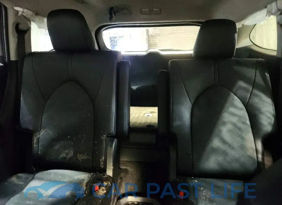 5TDEBRCH2RS634474# 10