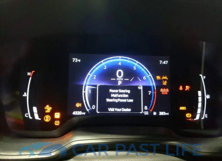 5YFB4MDE8TP467915# 9
