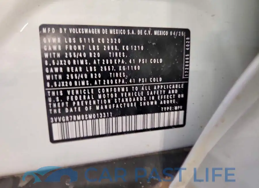 3VVGR7RM8SM013311# 14
