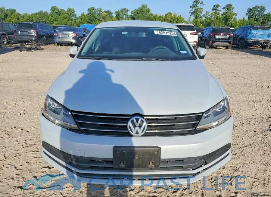3VW2B7AJ3HM382582# 5