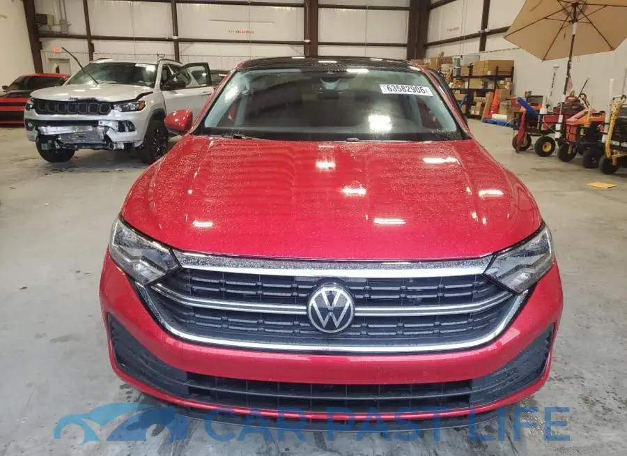 3VW7M7BU7PM028135# 5