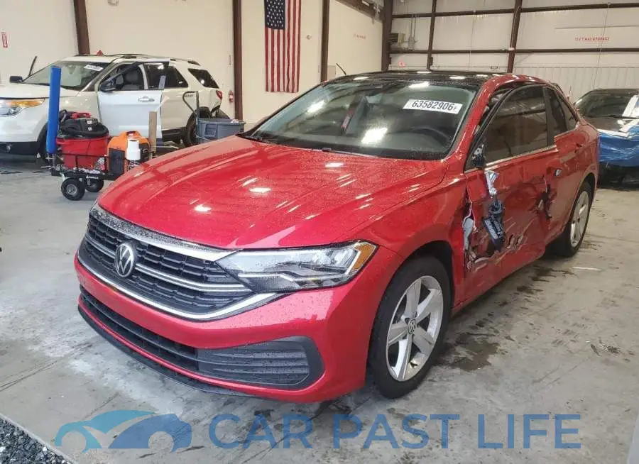 3VW7M7BU7PM028135# 1