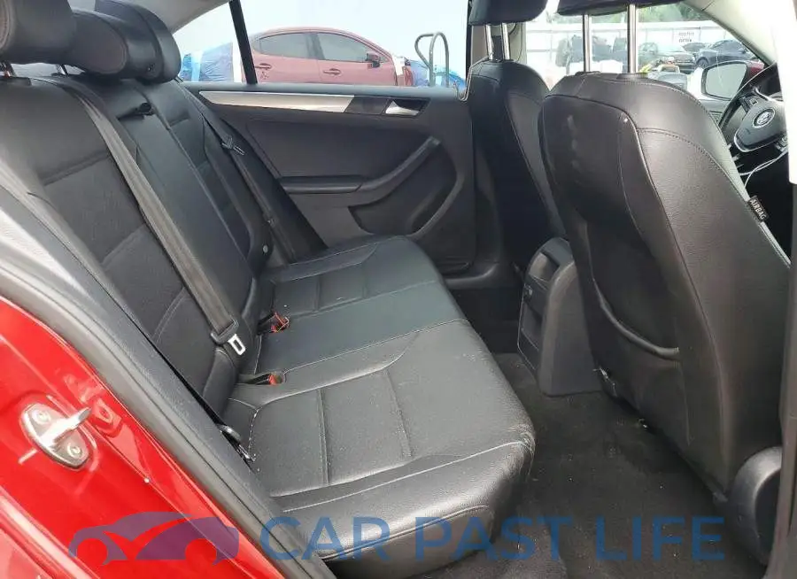 3VWDB7AJ9HM368730# 10