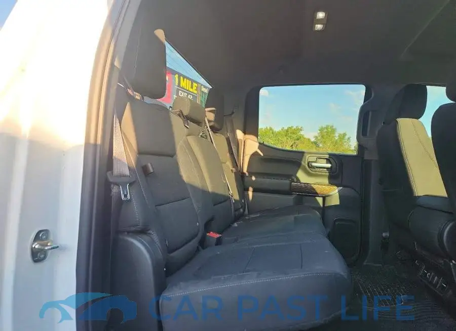 3GTU9CED6MG369676# 10