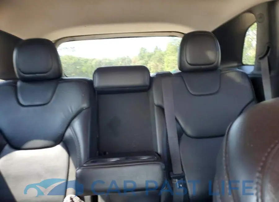 1C4PJMDB8HW512077# 10