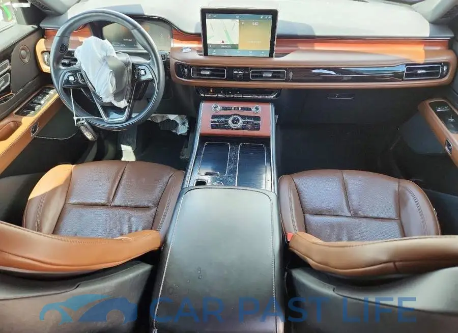 5LM5J7XC9NGL19044# 8