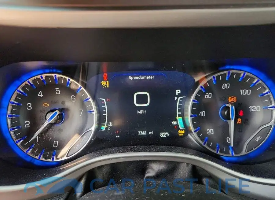 2C4RC1BGXVR580207# 9