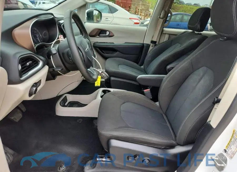 2C4RC1CGXPR548679# 7