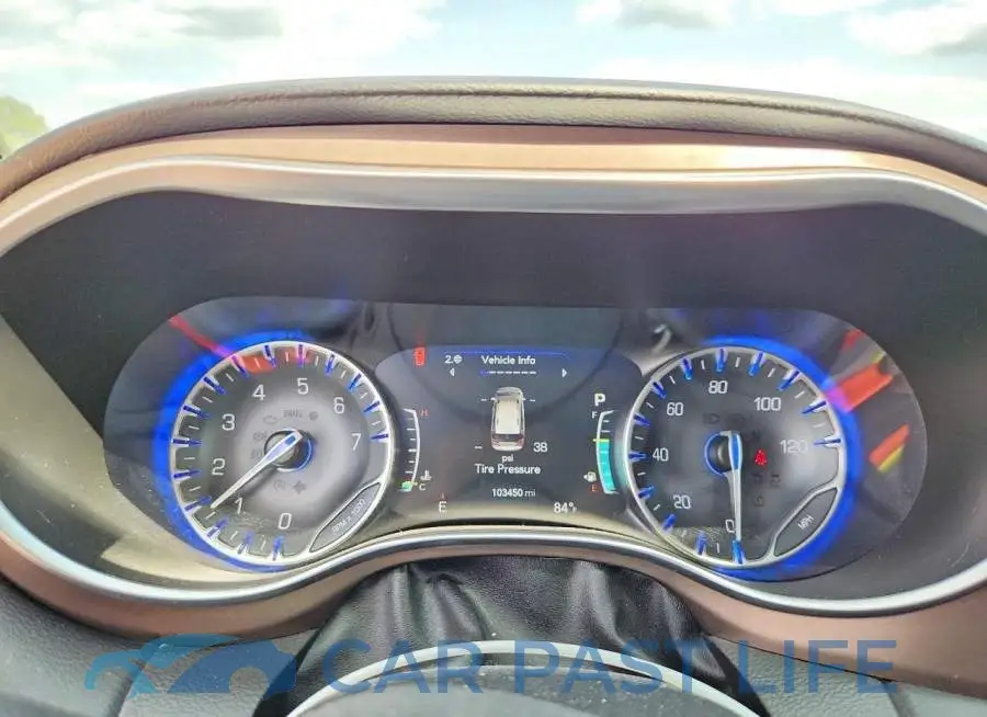 2C4RC1EG5HR634898# 9
