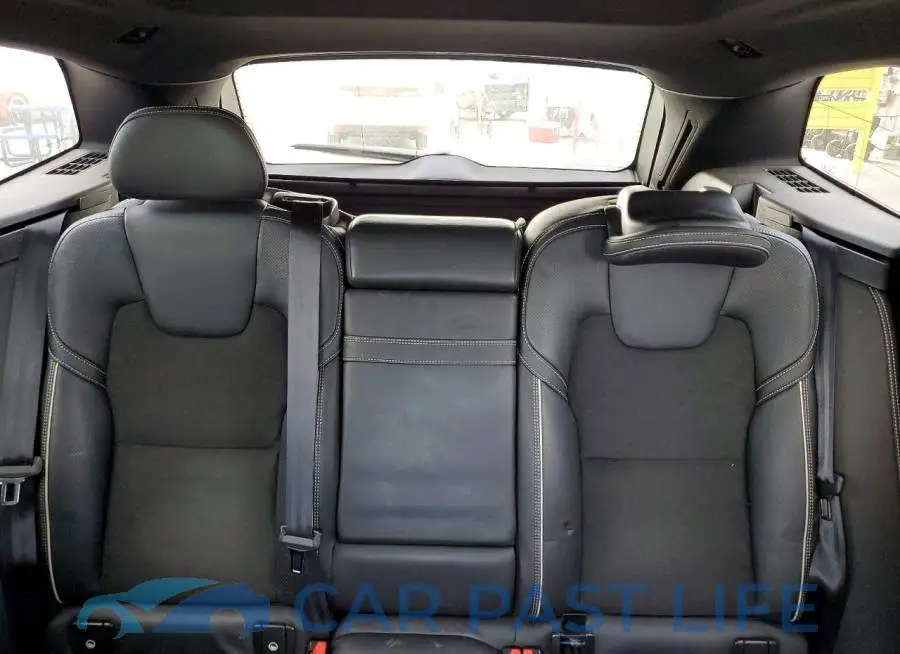 LYV102RM4JB096483# 10