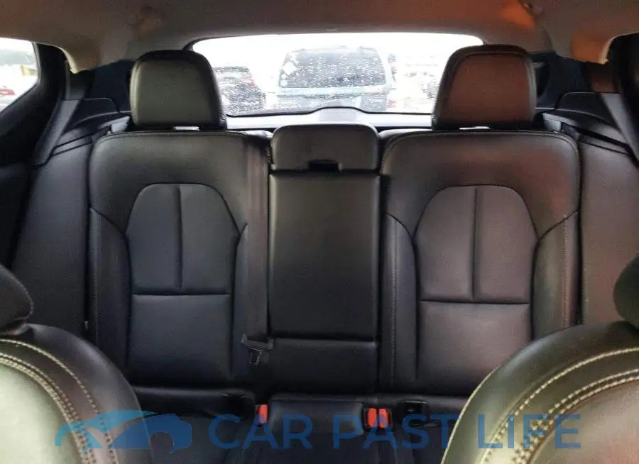 YV4AC2HK1L2257543# 10