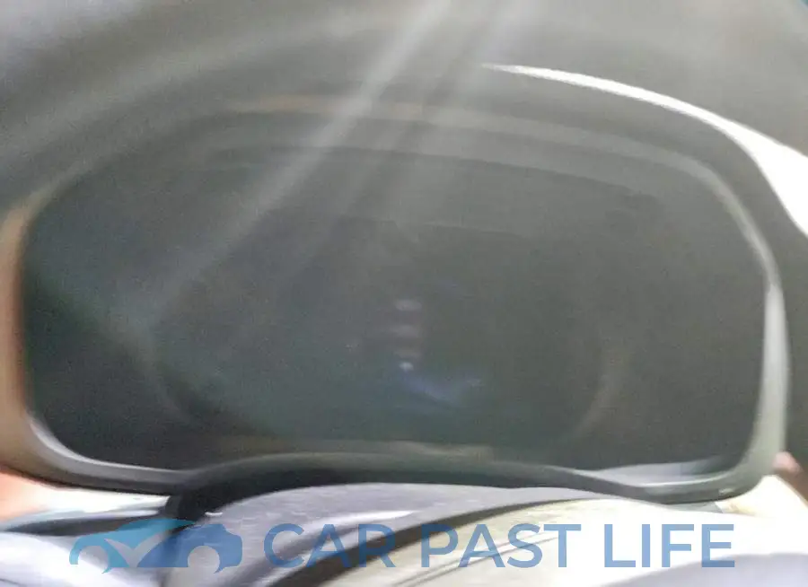 YV4L12RN3P1354231# 9