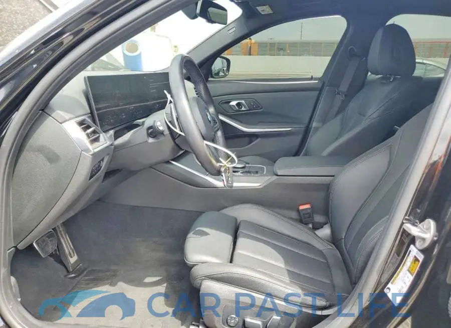 3MW69FF04R8E83972# 7