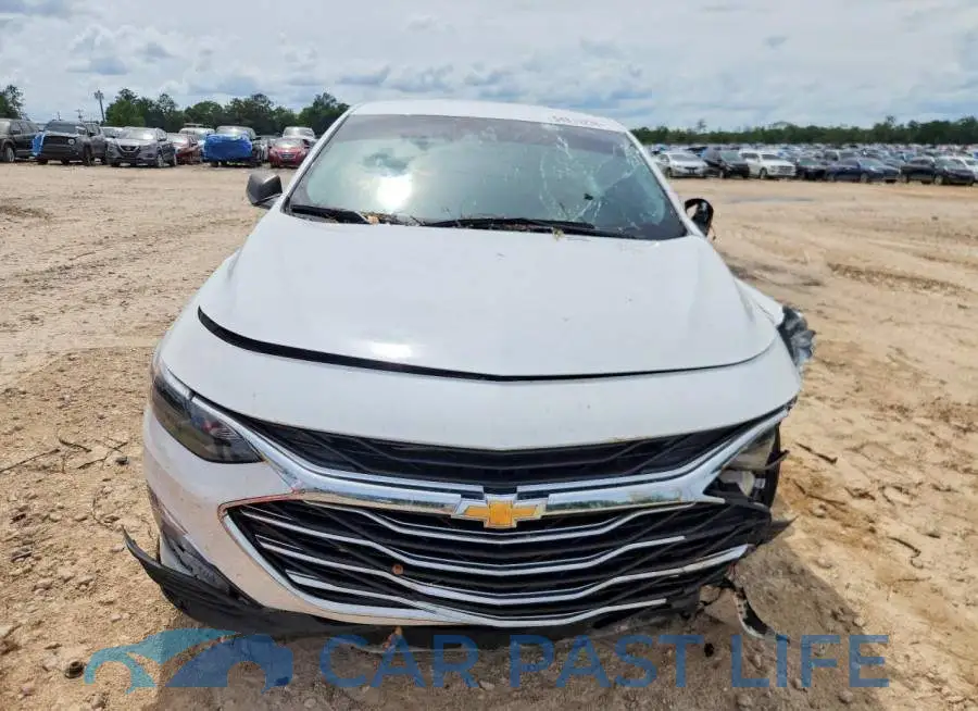 1G1ZB5ST3PF115455# 5