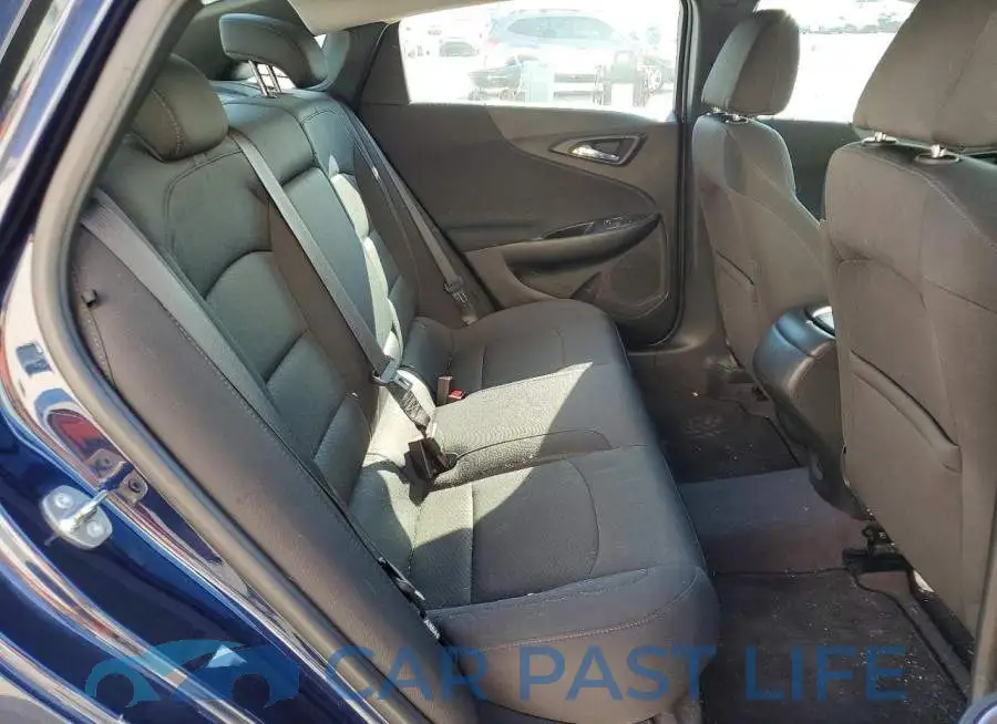 1G1ZB5ST4HF143542# 10