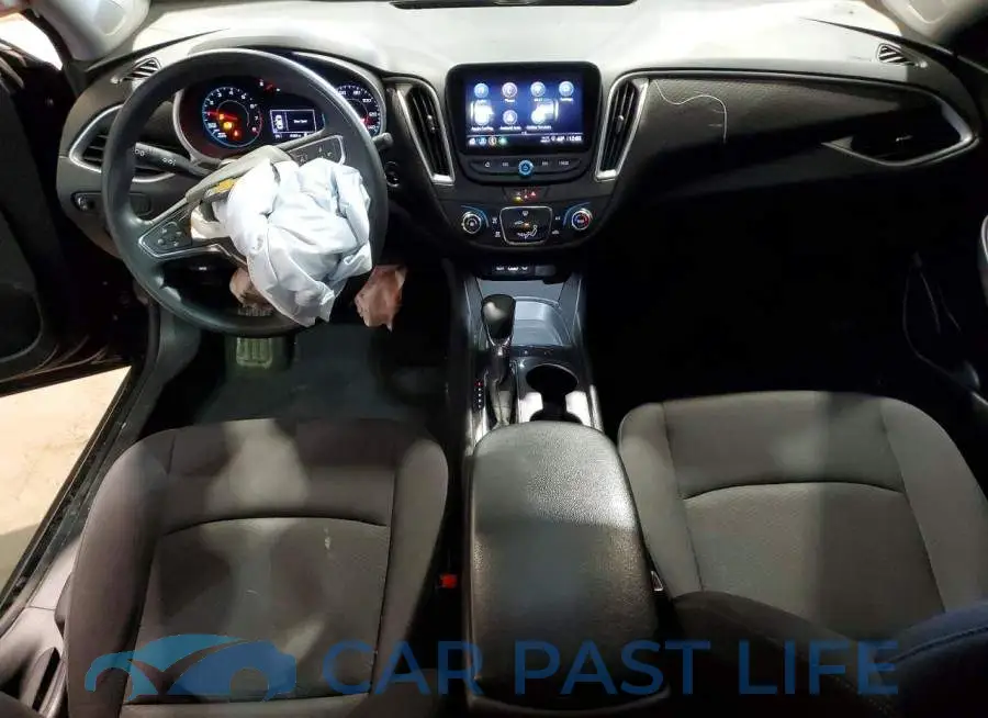 1G1ZB5ST5NF191370# 8