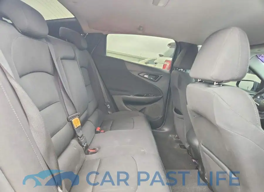1G1ZB5ST6HF209993# 10