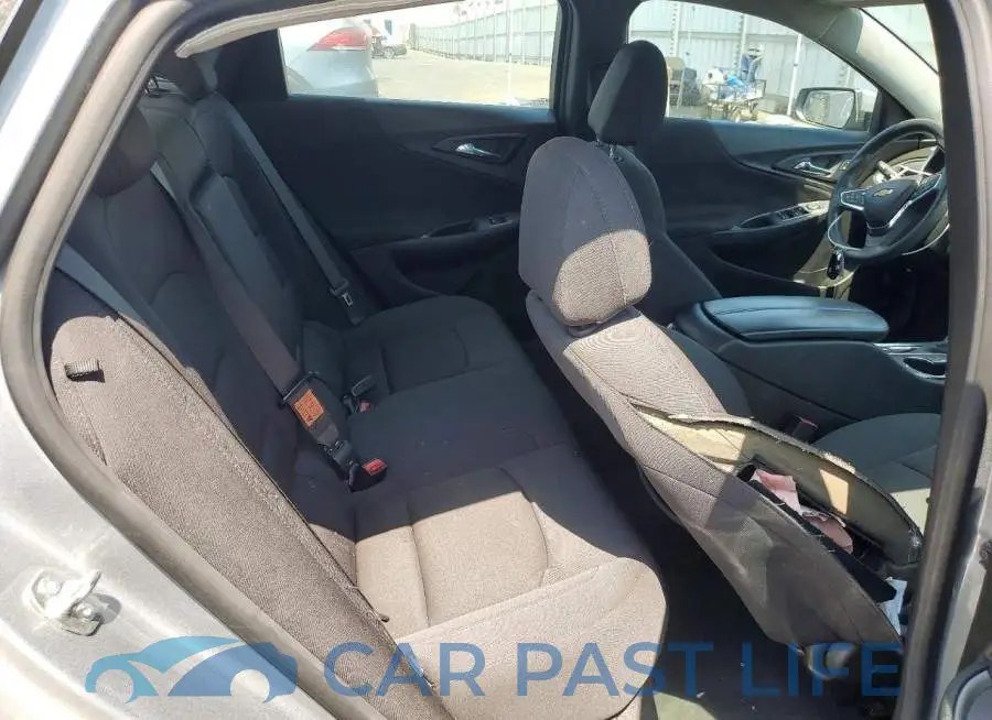 1G1ZD5ST0RF126779# 10