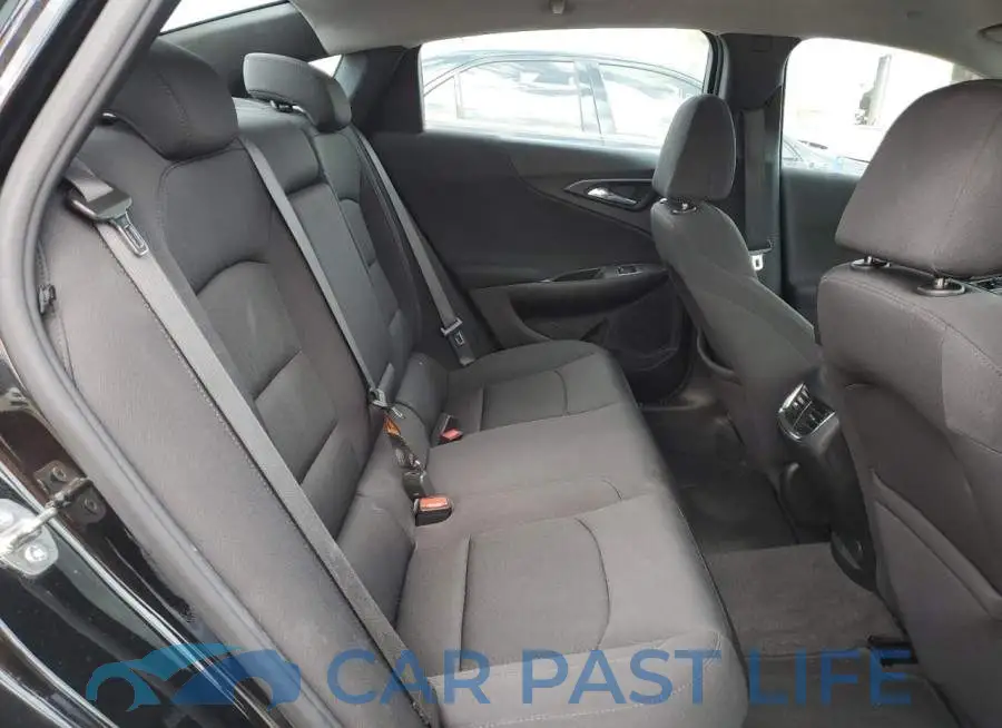 1G1ZD5ST1NF171806# 10