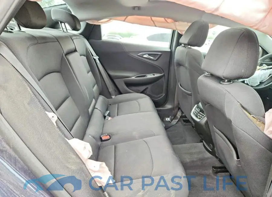 1G1ZD5ST1NF173684# 10