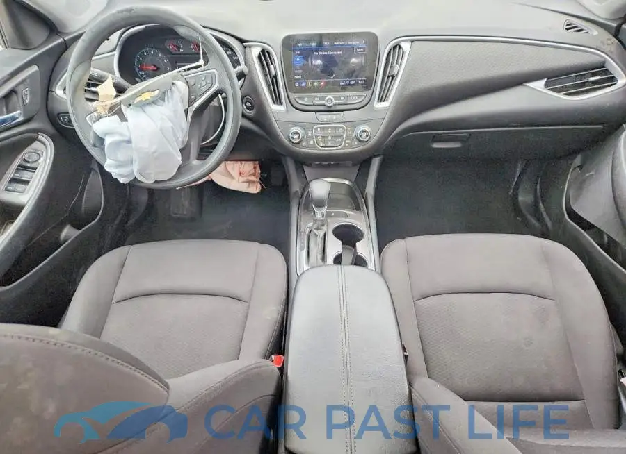 1G1ZD5ST1NF173684# 8