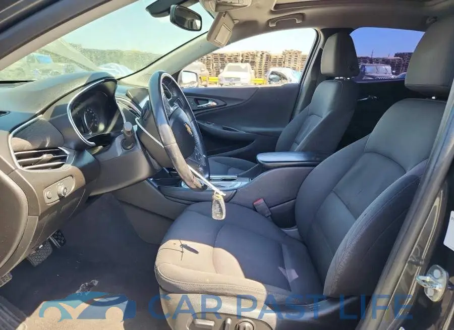 1G1ZD5ST2JF123922# 7