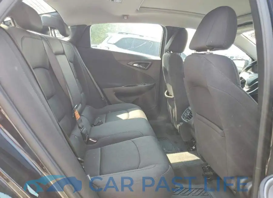 1G1ZD5ST2NF174391# 10