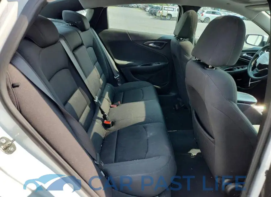 1G1ZD5ST6PF133927# 10