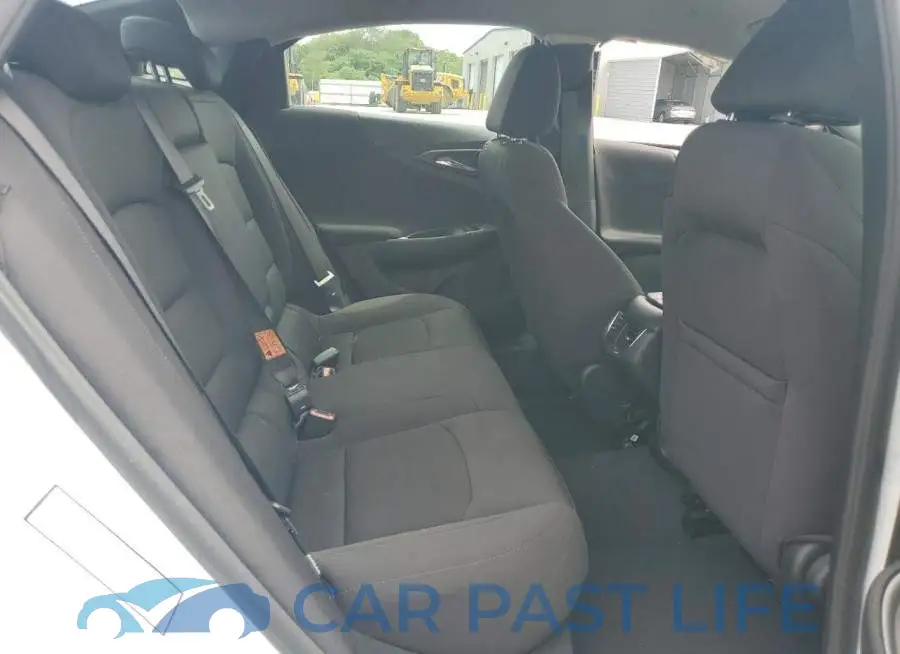1G1ZD5ST7PF130423# 10