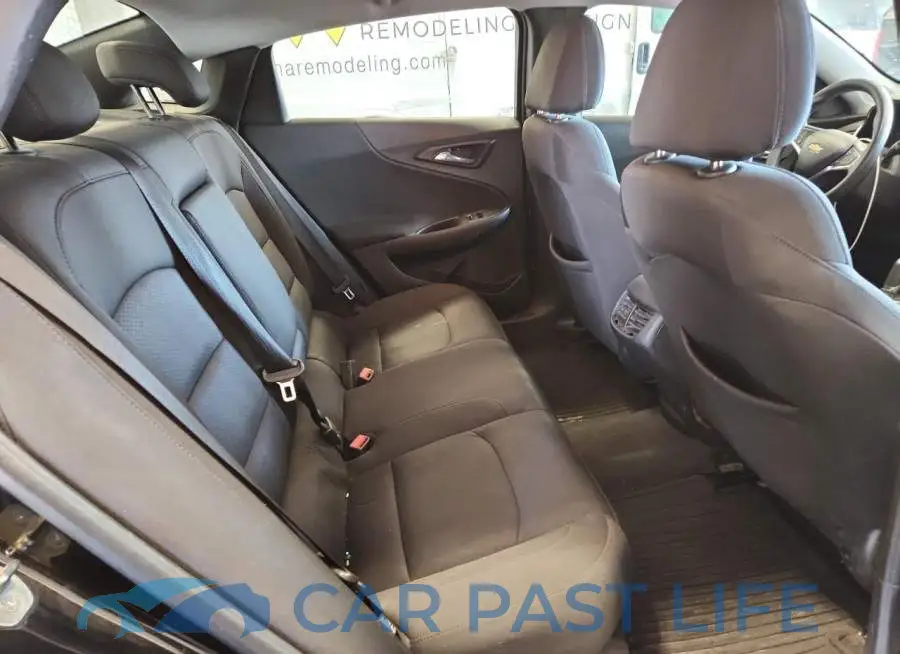1G1ZD5ST9JF192980# 10
