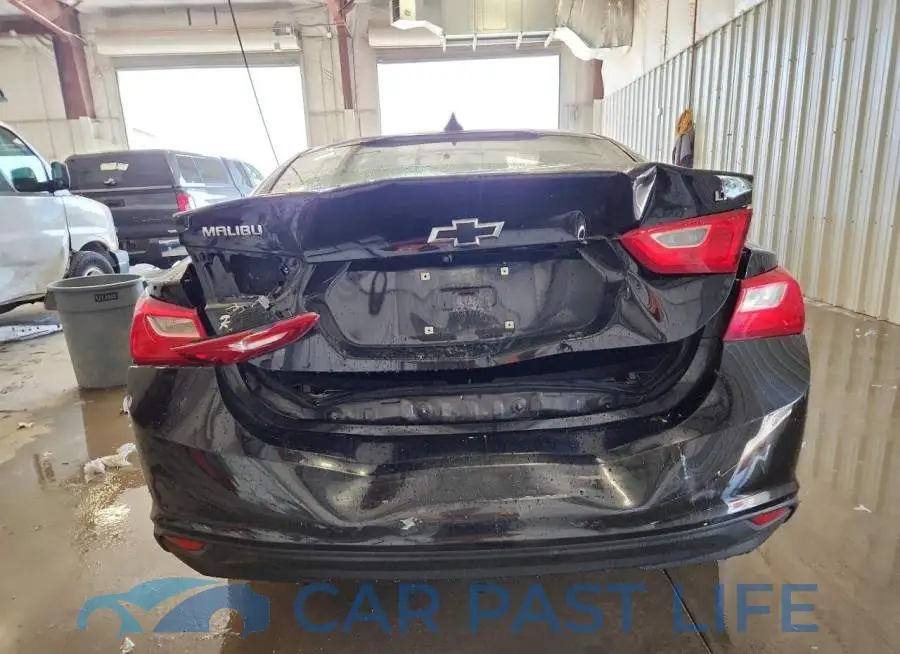 1G1ZD5ST9JF192980# 6