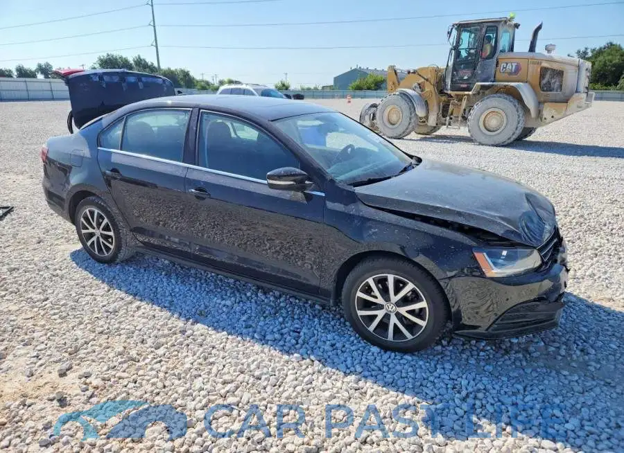 3VWDB7AJ3HM287450# 4