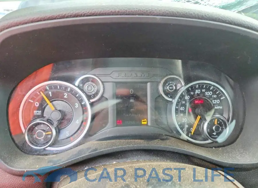 3C63RRGL8KG688214# 9