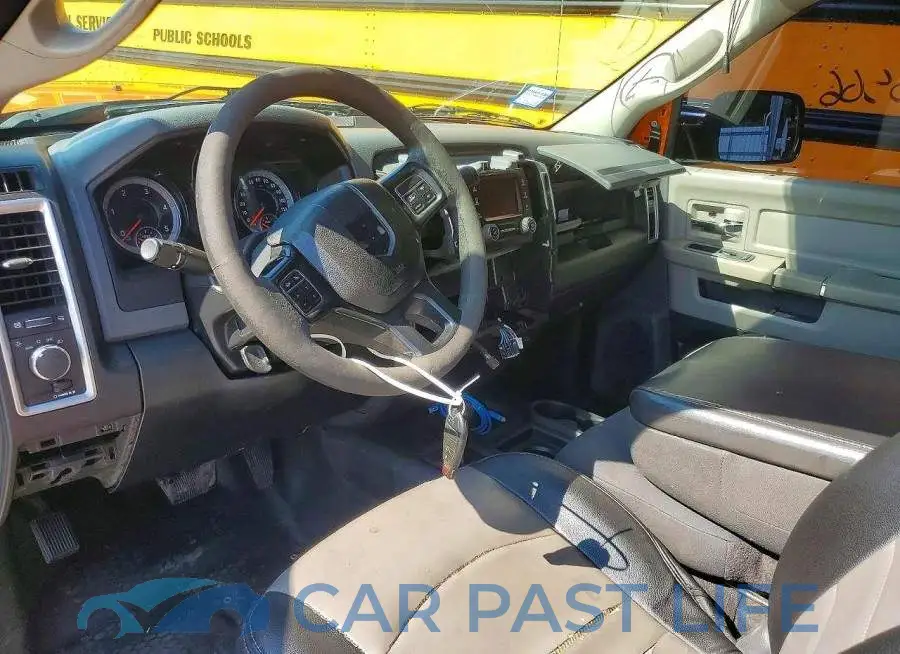 3C7WRLAL8HG619692# 8