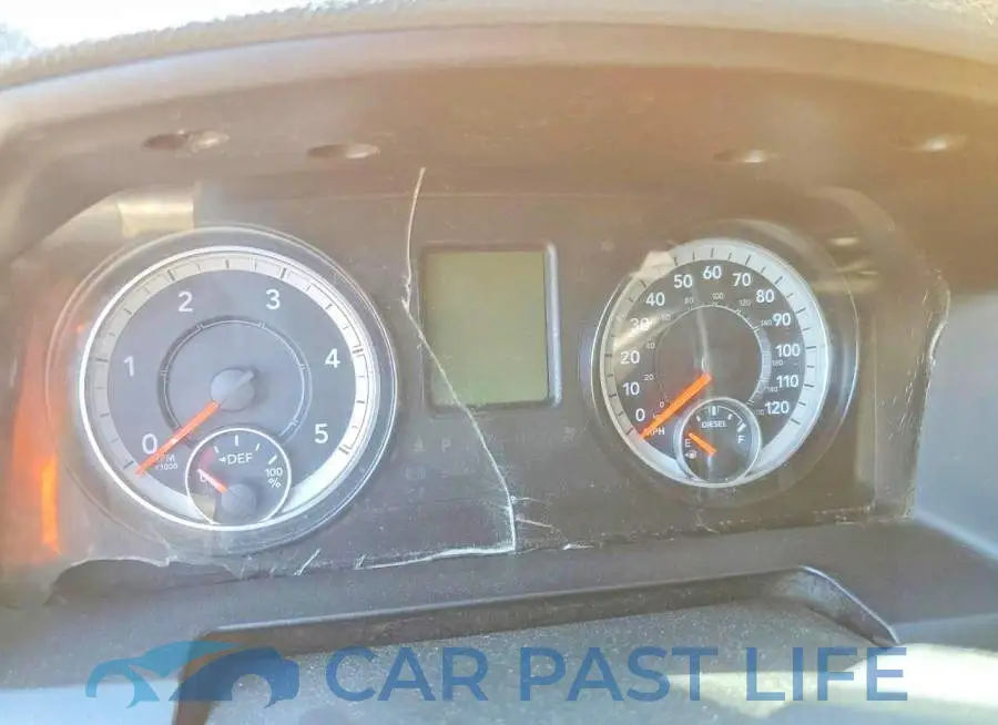 3C7WRLAL8HG619692# 9