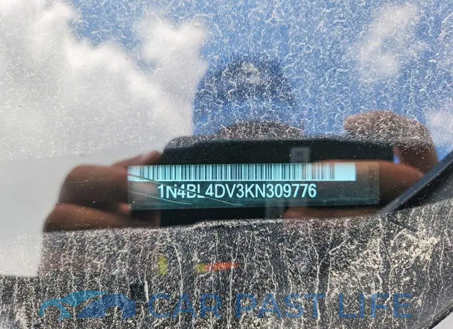 1N4BL4DV3KN309776# 12