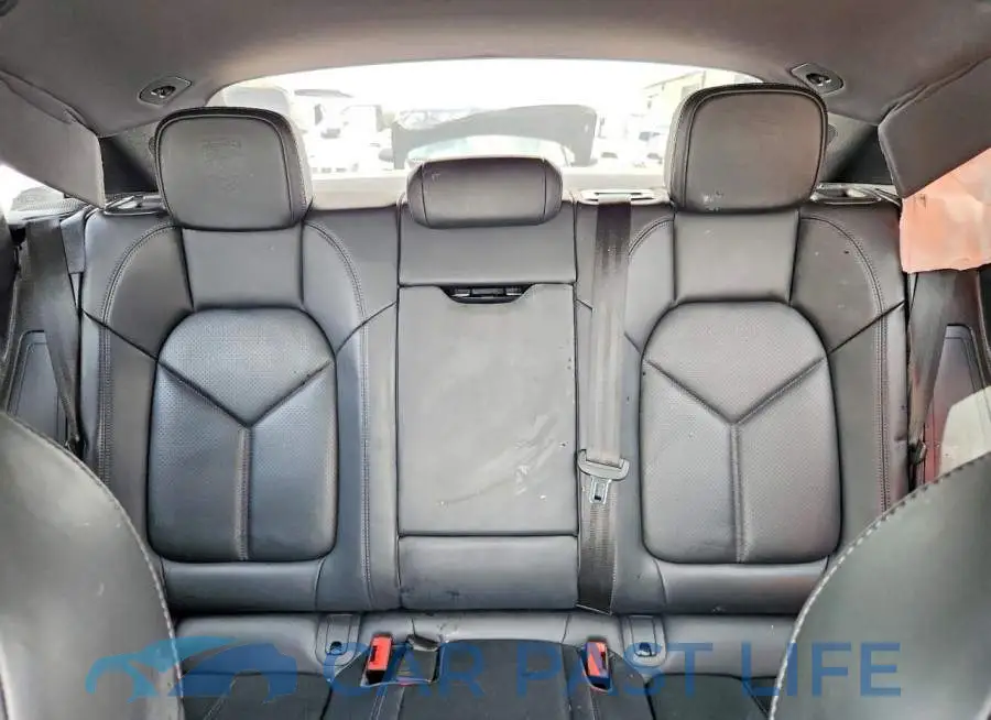 WP1AA2A50RLB04473# 10