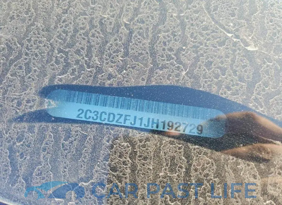2C3CDZFJ1JH192729# 13