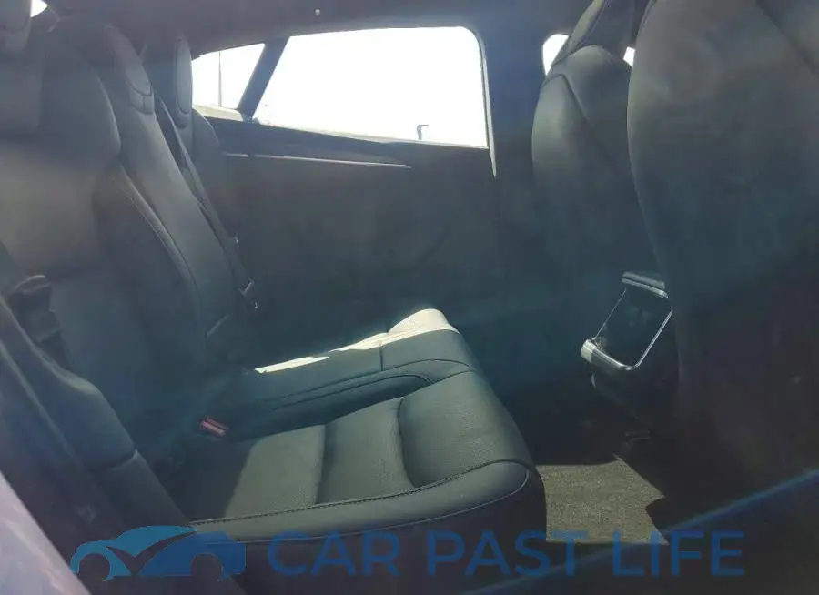 5YJSA1E65PF524216# 10