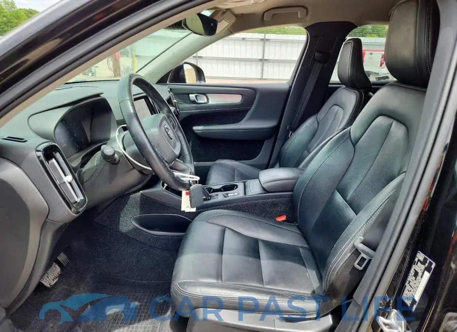 YV4162UK2M2407030# 7